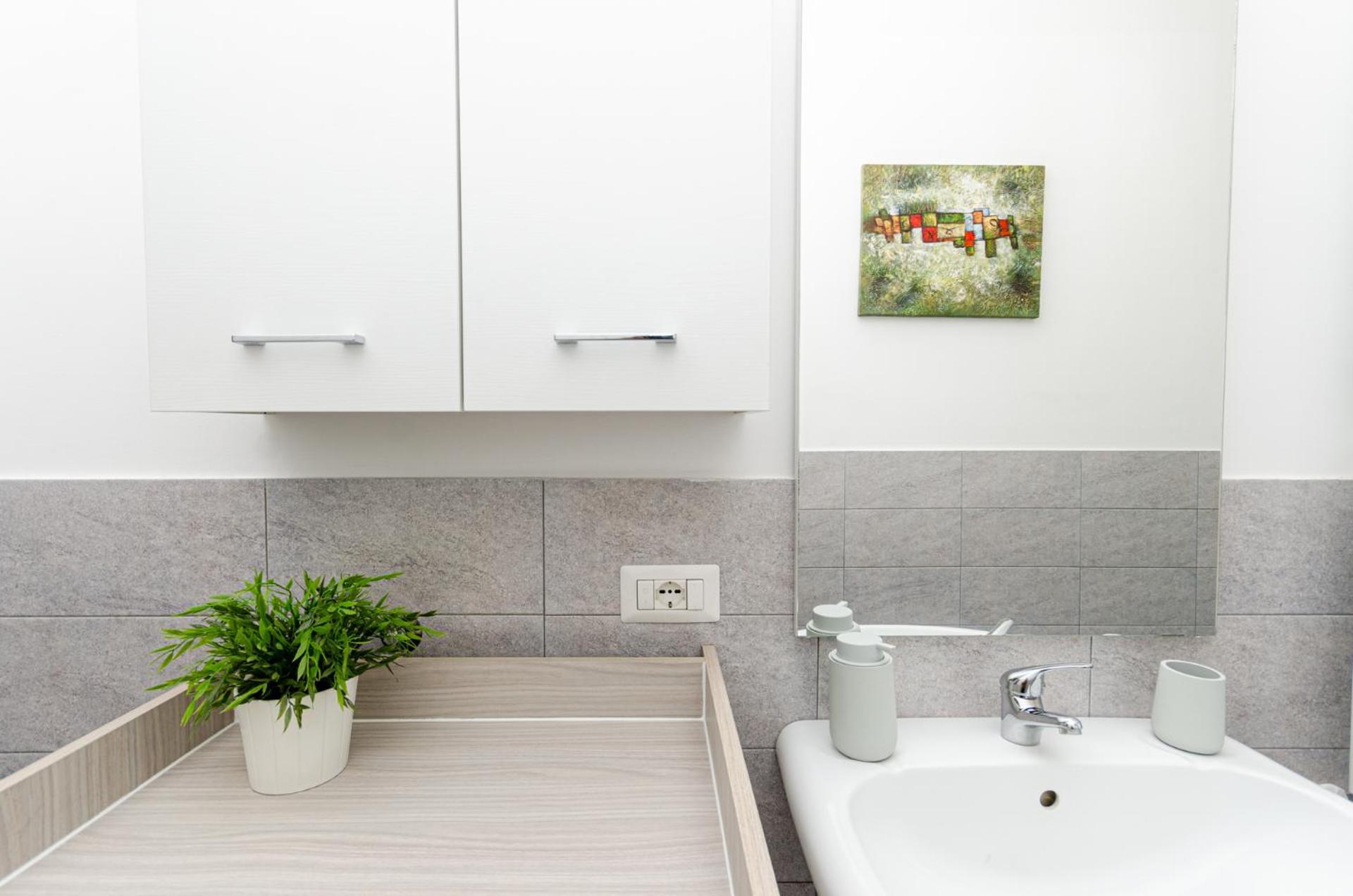 Vivimihome - Crespi House A 3 Minuti Dalla Metro Милано Екстериор снимка