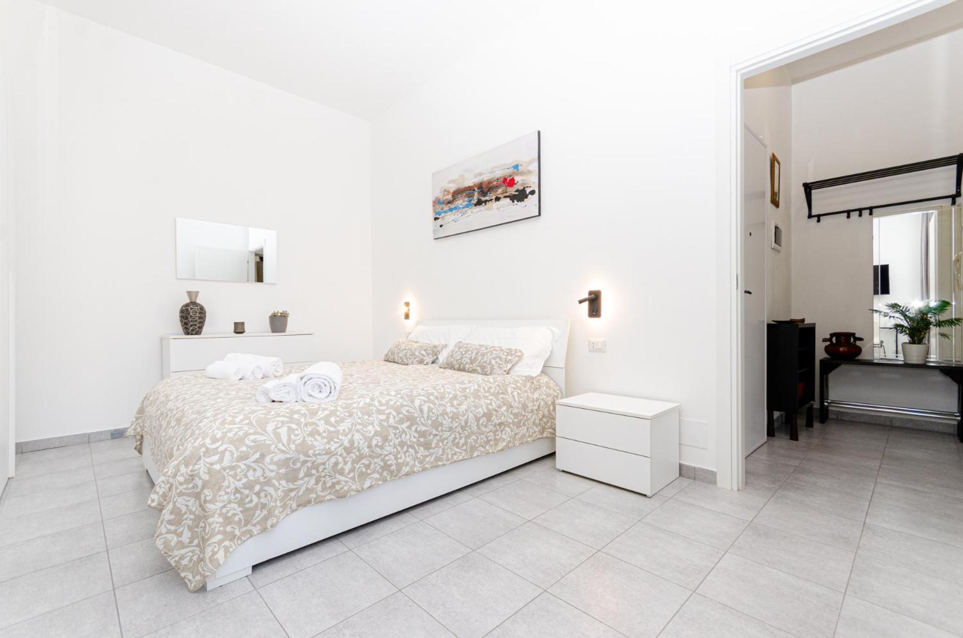 Vivimihome - Crespi House A 3 Minuti Dalla Metro Милано Екстериор снимка